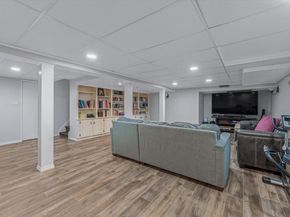 44 Mountain Cut, Manhasset NY 11030