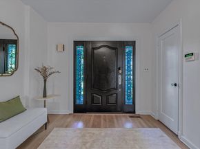 44 Mountain Cut, Manhasset NY 11030