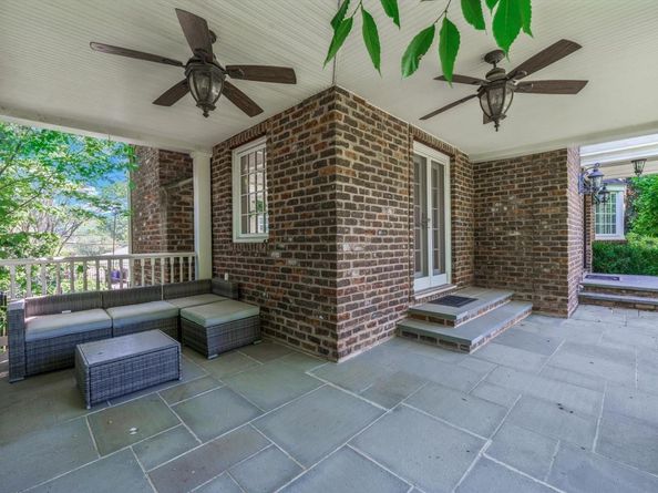 44 Mountain Cut, Manhasset NY 11030
