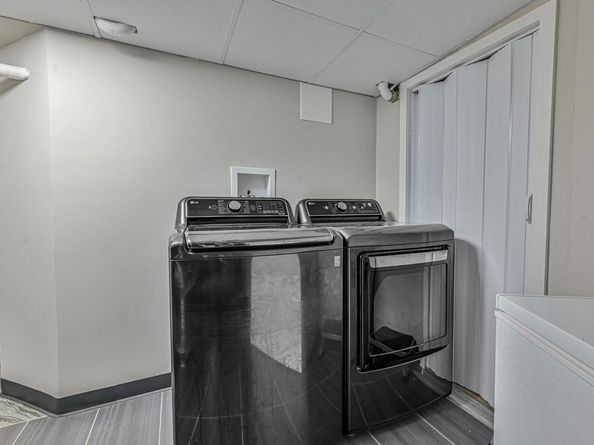 36 W Saint Marks Place, Valley Stream NY 11580