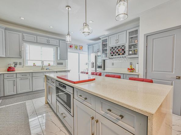 36 W Saint Marks Place, Valley Stream NY 11580