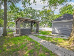 36 W Saint Marks Place, Valley Stream NY 11580