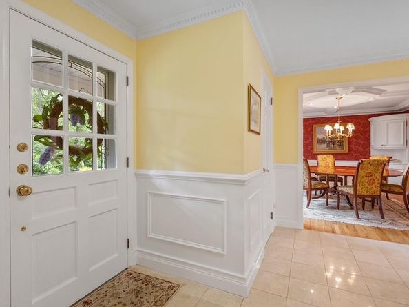65 Avery Road, Woodbury NY 11797