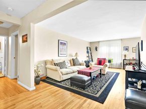 209-10 41 Avenue 2J, Bayside NY 11361