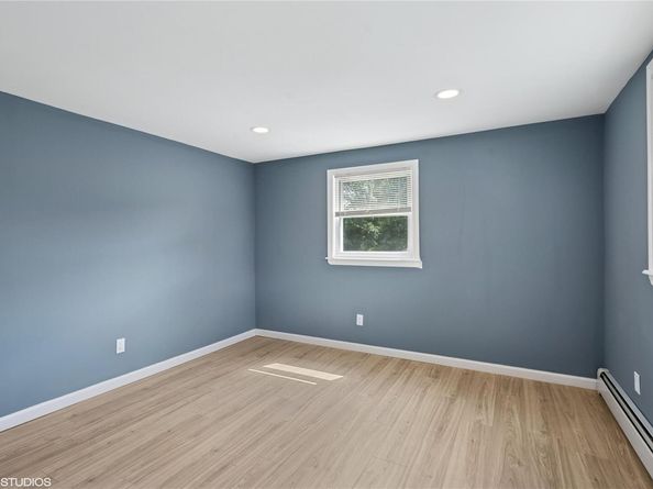 92 Columbia Street, Huntington Station NY 11746