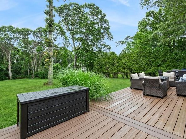 11065 Old Sound Avenue, Mattituck NY 11952