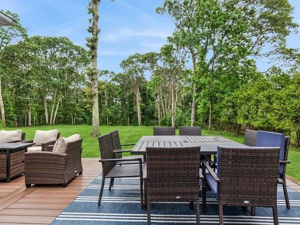 11065 Old Sound Avenue, Mattituck NY 11952