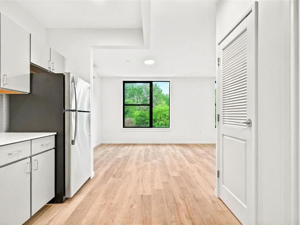 359 Bronx River Avenue 2B, Bronx NY 10473