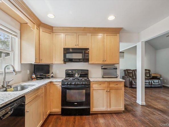 95 Dale Avenue, Cortlandt Manor NY 10567