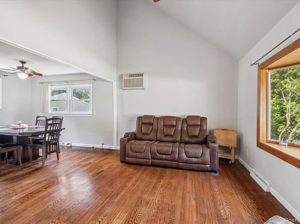 95 Dale Avenue, Cortlandt Manor NY 10567