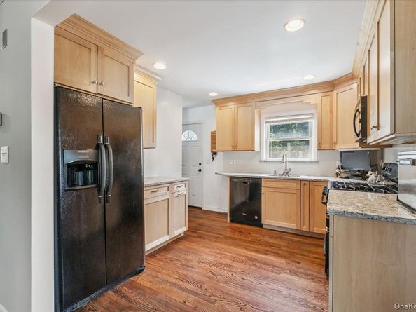 95 Dale Avenue, Cortlandt Manor NY 10567