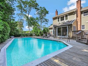 6 Settlers Way, East Setauket NY 11733