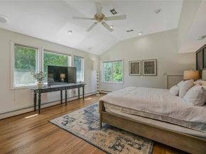 6 Settlers Way, East Setauket NY 11733