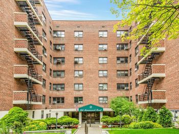 19 Old Mamaroneck Road