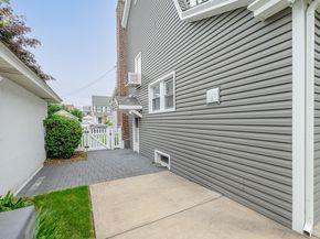 37 Keystone Place, Hewlett NY 11557