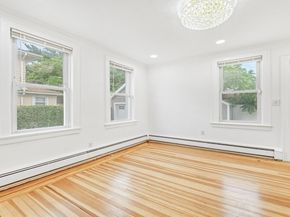 37 Keystone Place, Hewlett NY 11557