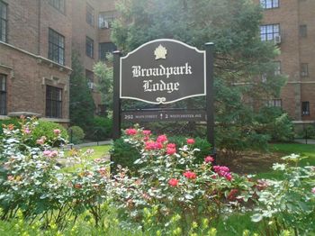 292 Main Street
