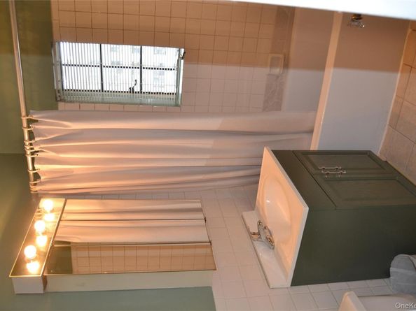 292 Main Street 4C, White Plains NY 10601