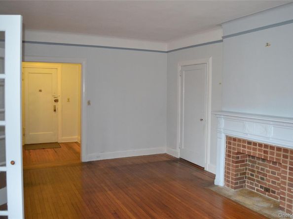 292 Main Street 4C, White Plains NY 10601