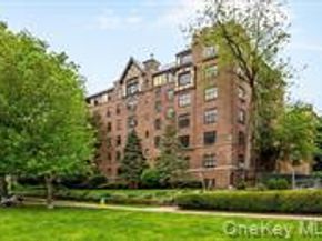 292 Main Street 4C, White Plains NY 10601