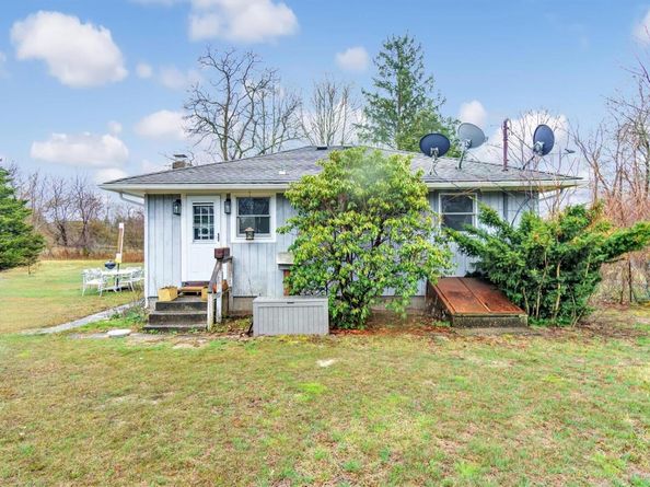 152 158 160 Church Lane, Aquebogue NY 11901