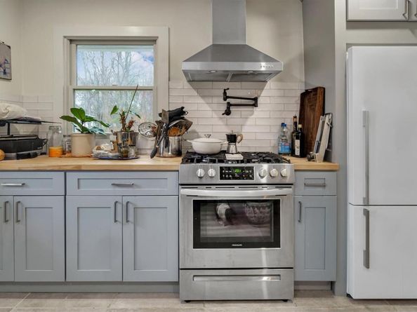 152 158 160 Church Lane, Aquebogue NY 11901