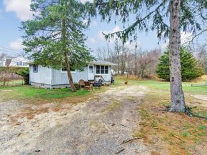 152 158 160 Church Lane, Aquebogue NY 11901