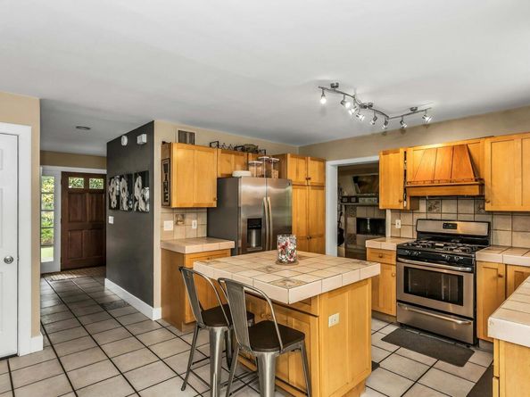 104B Squiretown Road, Hampton Bays NY 11946