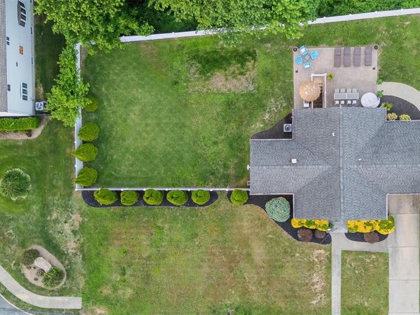 414 Pecan Street, Lindenhurst NY 11757