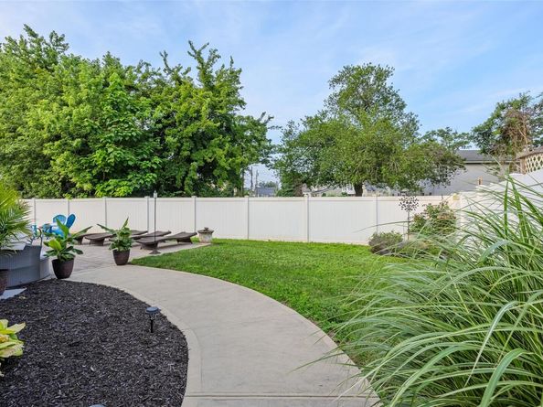 414 Pecan Street, Lindenhurst NY 11757