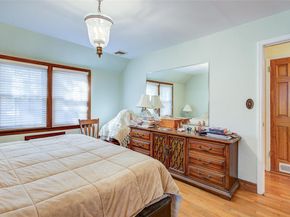 50-15 245th Street, Douglaston NY 11362
