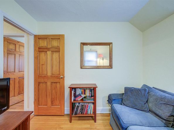 50-15 245th Street, Douglaston NY 11362