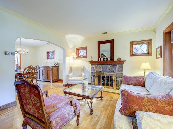 50-15 245th Street, Douglaston NY 11362