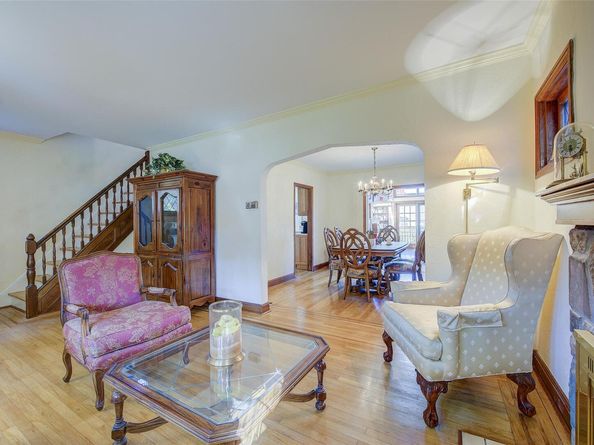 50-15 245th Street, Douglaston NY 11362