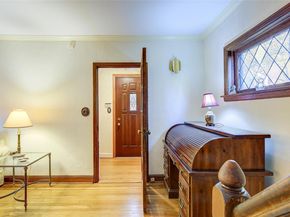 50-15 245th Street, Douglaston NY 11362