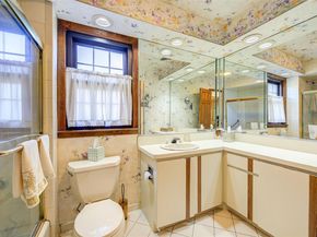 50-15 245th Street, Douglaston NY 11362