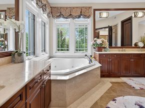 25 Holiday Pond Road, Jericho NY 11753
