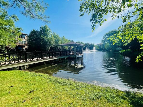 25 Holiday Pond Road, Jericho NY 11753