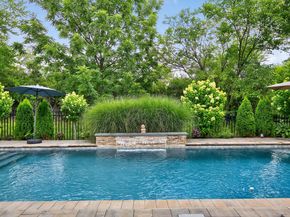 25 Holiday Pond Road, Jericho NY 11753