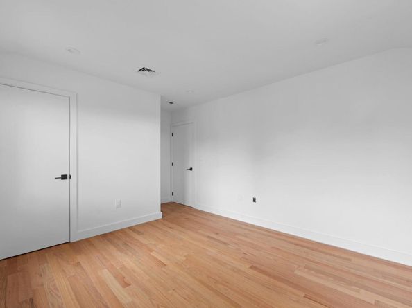 6435 138th Street, Kew Garden Hills NY 11367