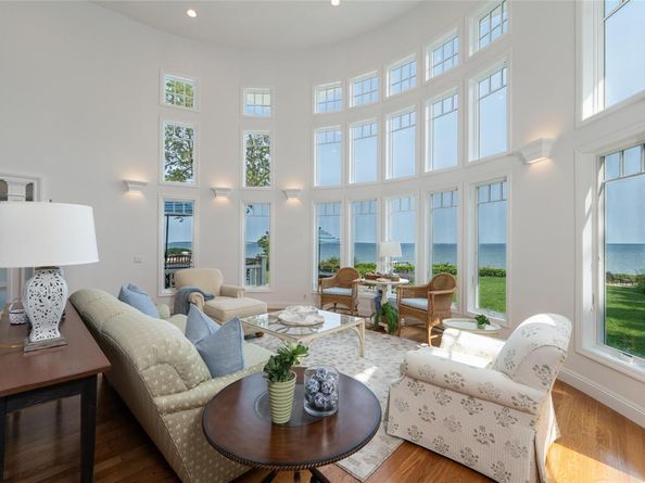 4510 Peconic Bay Boulevard, Laurel NY 11948
