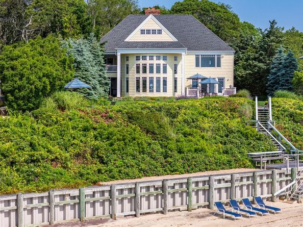 4510 Peconic Bay Boulevard, Laurel NY 11948