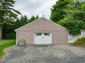 22 Hillside Avenue, Saint James NY 11780