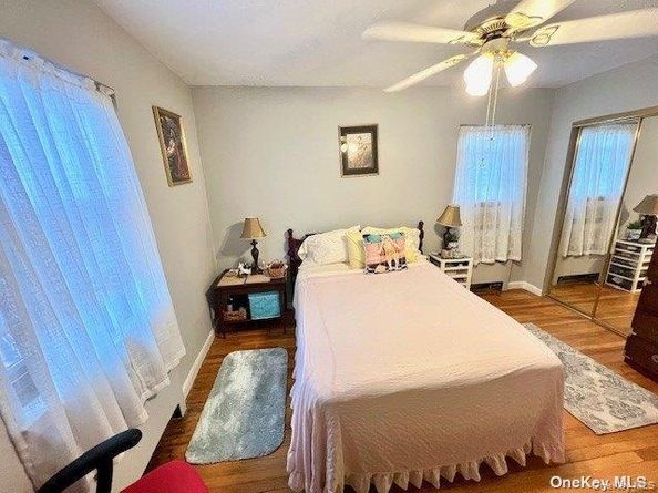 219-36 74 Avenue 323A1, Bayside NY 11364