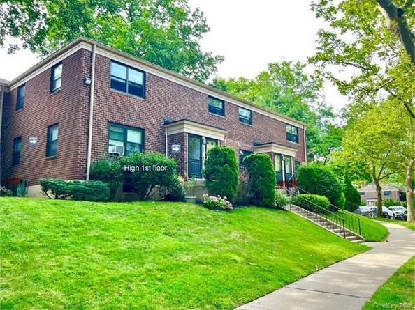 219-36 74 Avenue 323A1, Bayside NY 11364