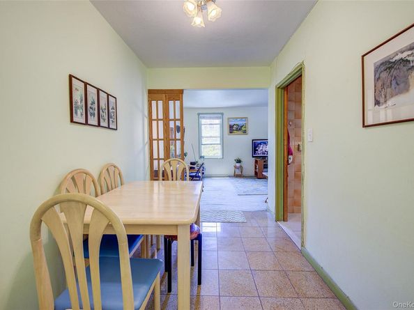 143-25 84 Drive 2G, Jamaica NY 11435