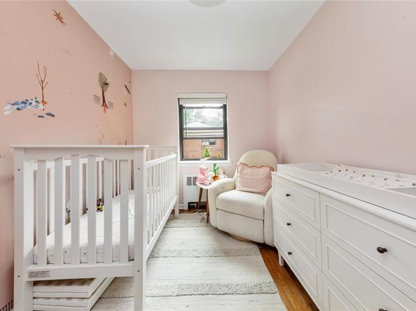 218-02 73rd Avenue Upper, Oakland Gardens NY 11364