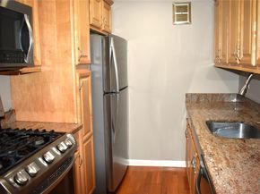 596 Broadway 10B, Lynbrook NY 11563