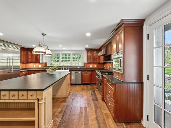 20 Salem Road, Pound Ridge NY 10576