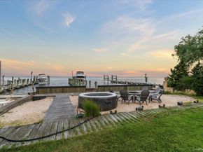 73 E Beach Promenade, Lindenhurst NY 11757